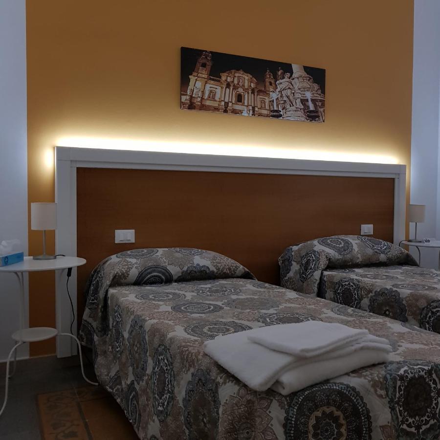 Aziz B&B Palermo Bagian luar foto